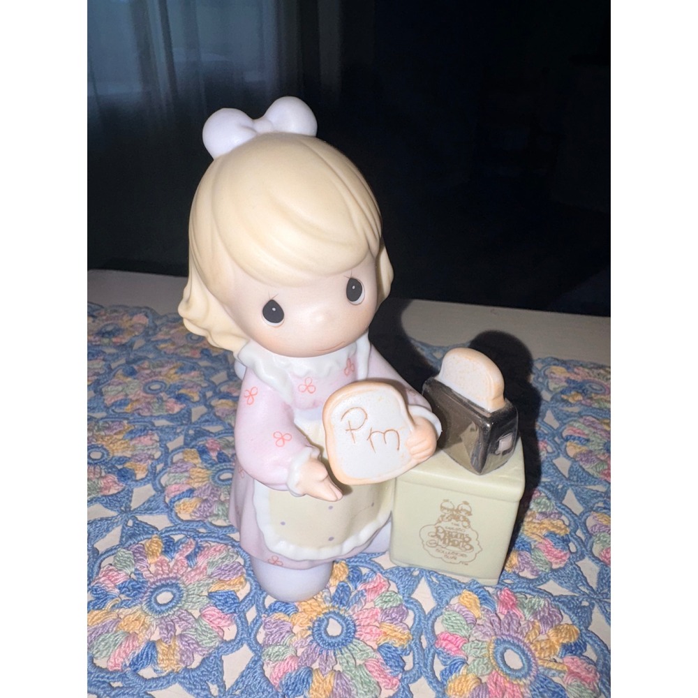 Precious Moments A Special Toast To Precious Moments 1997 Membership C0017 Box